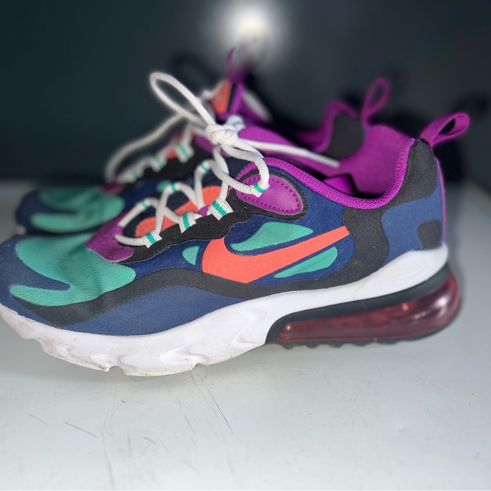 Kids shoes size 4.5yrs nike max 270s worn twice